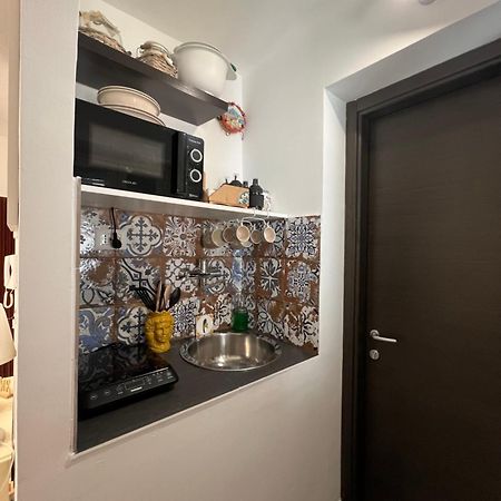 Nel Cortile Suite เชฟาลู ภายนอก รูปภาพ