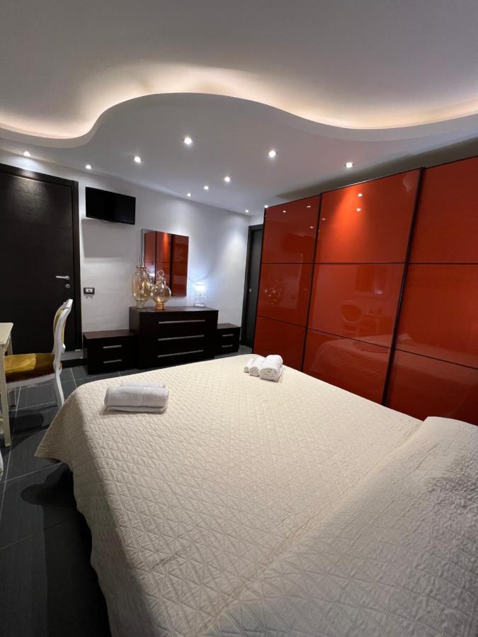 Nel Cortile Suite เชฟาลู ภายนอก รูปภาพ