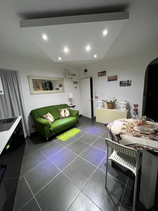 Nel Cortile Suite เชฟาลู ภายนอก รูปภาพ