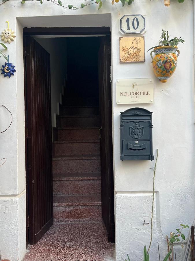 Nel Cortile Suite เชฟาลู ภายนอก รูปภาพ