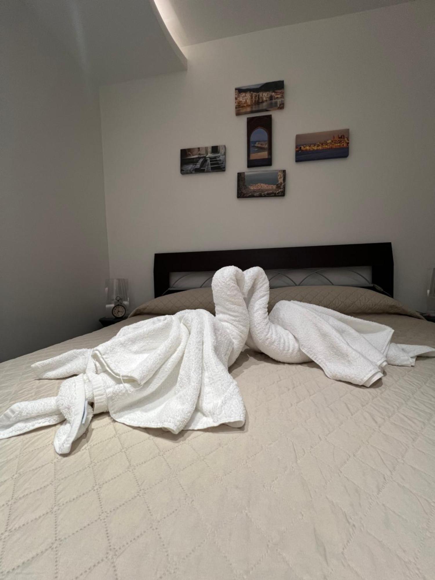 Nel Cortile Suite เชฟาลู ภายนอก รูปภาพ